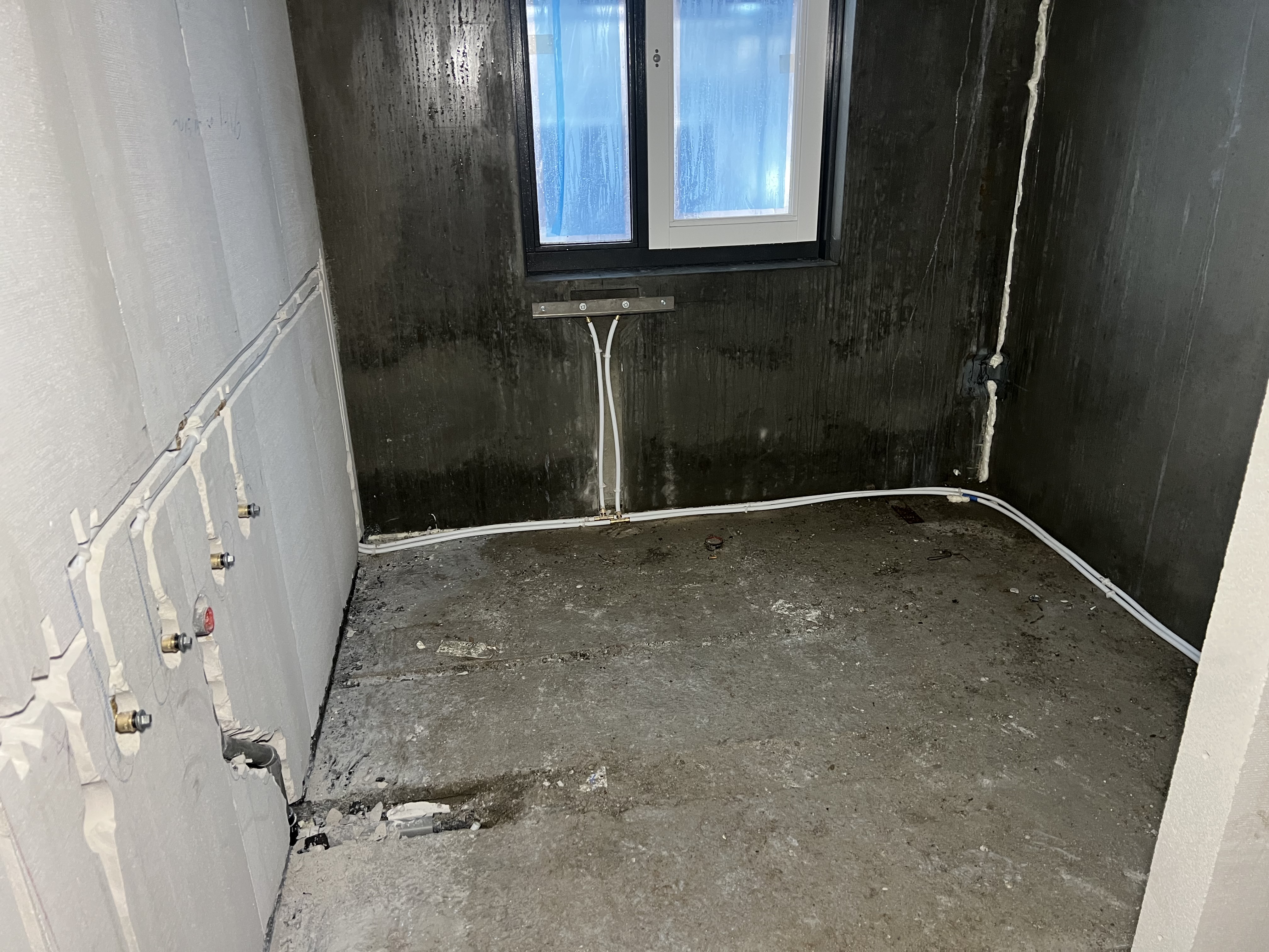 Voor — Badkamer Renovatie 